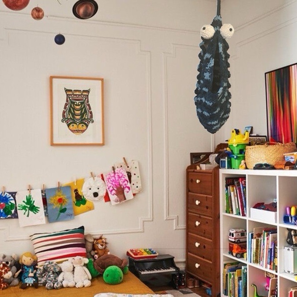 🍓Handmade Crochet Muppet Hanging Basket – Quirky & Functional